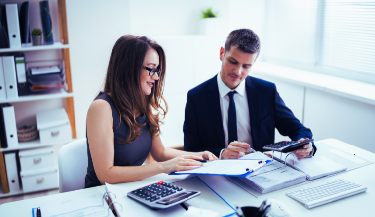 Finance & Consulting